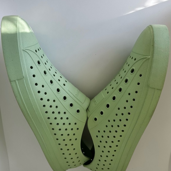 Native Shoes Men’s 11 Jefferson Bloom Celtuse Green Light Foam Sneakers - Picture 5 of 9